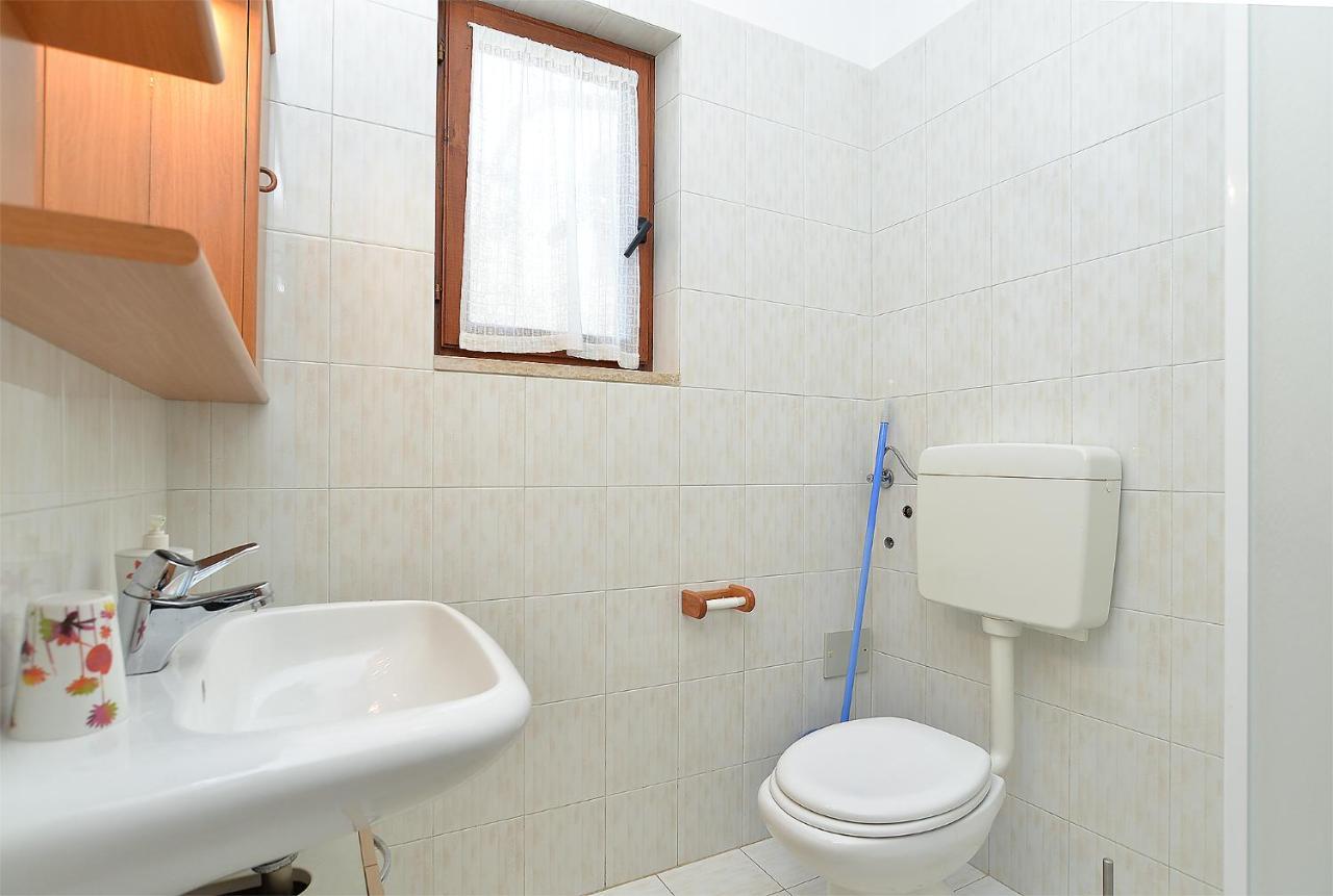 Apartment Milan 1174 Pula Exterior photo