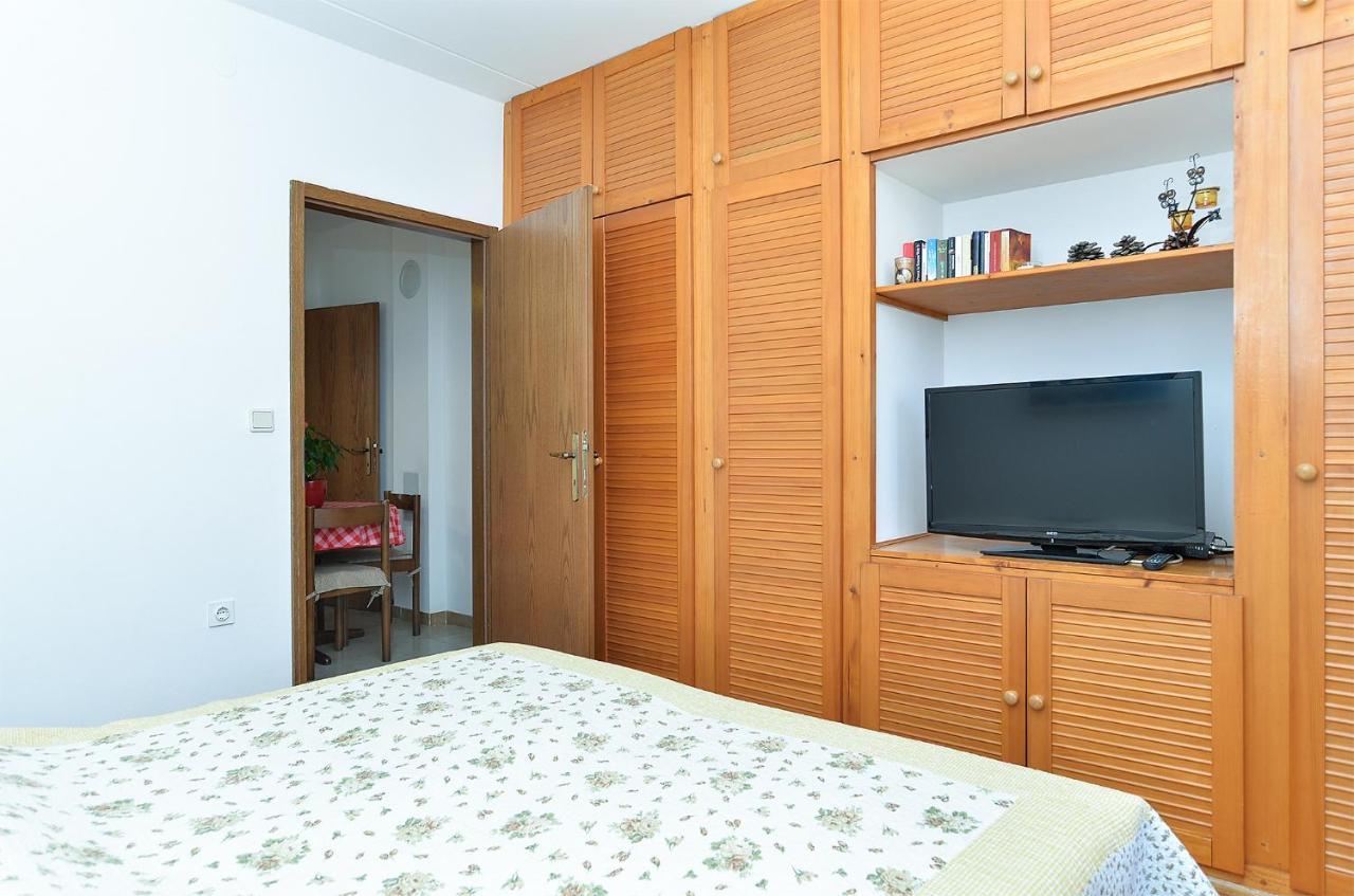 Apartment Milan 1174 Pula Exterior photo
