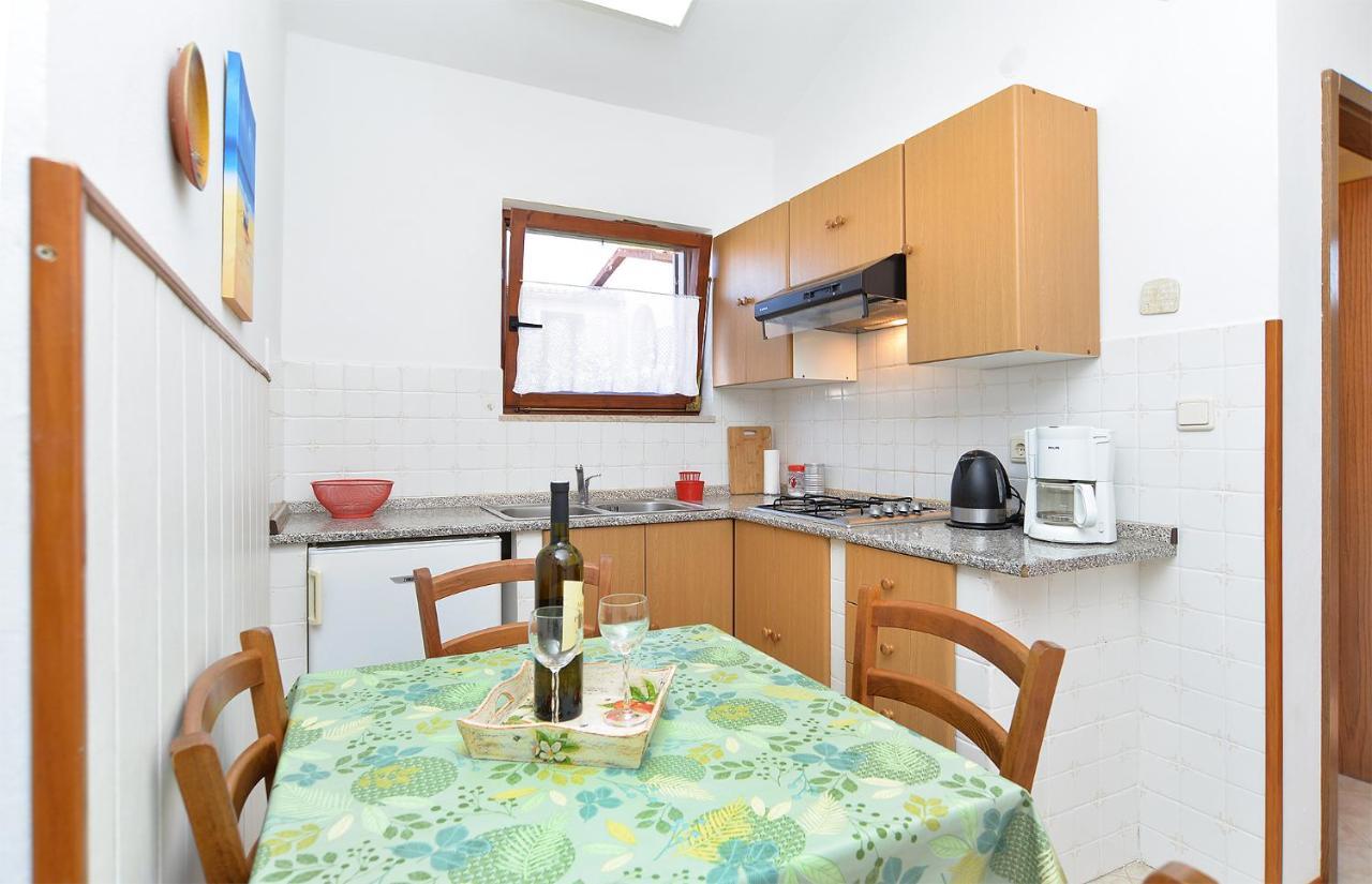 Apartment Milan 1174 Pula Exterior photo